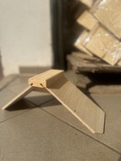 Siodełko spoczynkowe drewniane dla gołębi wyposażenie gołębnika 