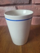 Kubek porcelitowy z czasów PRL Tułowice