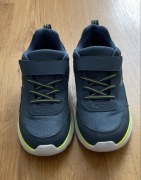 Buty sportowe chłopięce roz 36
