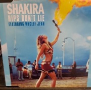 SHAKIRA - HIPS DON'T LIE