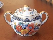 Cukiernica japońska porcelana kwiaty
