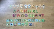 Magnesy Danonki miks puzzle abecadło zwierzeta 44 sztuk