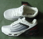 Nowe buty męskie firmy Black Squad. New Yorker. Rozmiar z metki: 40.