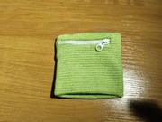 Opaska na rękę ze schowkiem zielona