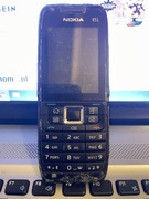 Nokia E51 + dwie obudowy