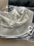 Dziecięcy kapelusz czapka BUCKET HAT jednokolorowa (Beżowy)