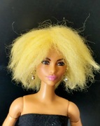 Peruka, włosy dla lalki Barbie żółta wełna   9,5-10cm obwodu głowy