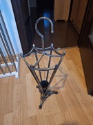 Parasolnik Stojak kuty na parasole.