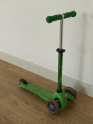 Hulajnoga trójkołowa Micro Mini Deluxe zielona