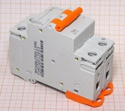 Bezpiecznik Wyłącznik 25A C25 DG41N GE [M4]