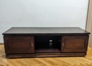 Szafka RTV komoda Klose lite drewno podświetlana 163x56x50