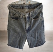 Markowe krótkie spodenki jeans r S 36 Dazy dżinsy