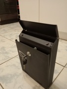 Czarna Skrzynka na listy wraz z kompletem kluczy Stara Wieś