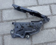 Zawias maski prawy Audi A6 C8 4K0823302A