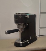 Ekspres delonghi Dedica Style EC685.BK