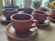 Filiżanki ze spodkami