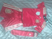 Strój do gry  w piłkę nożną Adidas rozmiar 92-98cm