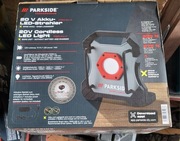 Akumulatorowy reflektor LED Parkside Performance PPBSTA 20-Li A1 