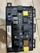 Skrzynka Bezpieczników Opel Zafira 1.6 B 2007