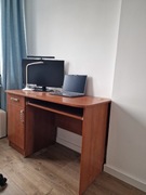 Biurko oddam tanio oczywiście bez wyposażenia. Trasport w własnym zakresie.