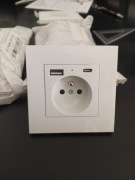 Nowe Gniazdko elektryczne z uziemieniem funkcja ładowania USB o typ C