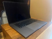 MacBook Pro 16 2021 | M1 Pro | 16 GB RAM | 512 GB SSD | A2485 ideał
