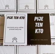 CHWILOWO NIEDOSTĘPNE Gra imprezowa „Pije ten kto”. Gra na imprezy.