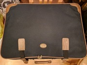 Czarna walizka RODELLE