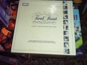 TRIVIAL PURSUIT edycja Rodzinna angielska gra  6000 pytań