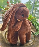 KRÓLIK SZYDEŁKOWY MASKOTKA RĘKODZIEŁO "MAURYCY MAŁY"