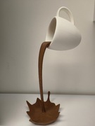 Filiżanka lewitująca 