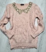 36 Select miękki sweterek pudrowy róż z kołnierzykiem cekiny włochaty