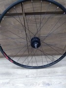 Koło 28"z prądnicą shimano pod hamulec tarczowy 