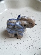 figurka słoń słonik sodalit kamień naturalny sodalitem