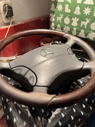 Kierownica podgrzewana drewno skóra nić S600 W220