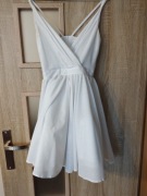 rozkloszowana sukienka Elisabeth Collection biała z połyskiem r.34