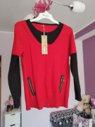 Sweter damski czerwony z czarnymi wstawkami