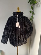 Czarne futerko na zamek z kieszeniami rozmiar M 