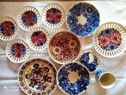 Zestaw ozdobnej ceramiki