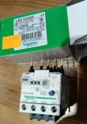 Zabezpieczenie termiczne LR2 K0305  0.54-0.8 A Schneider Nowe Termik Tanio