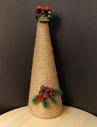 Choinka z juty 40 cm – mini wianek i szyszki, świąteczna dekoracja