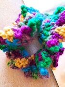 Gumka - Opaska do włosów z włóczki wełnianej.