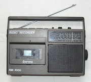 Radiomagnetofon RM-1000