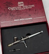 Aerograf Iwata Custom Micron 0,18 