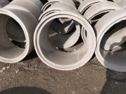 Kręgi betonowe, studnia, szambo.