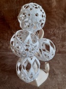 BOMBKI SZYDEŁKOWE RĘCZNIE ROBIONE 4 szt (18) 