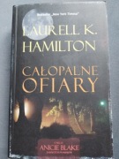 Całopalne ofiary Laurell K. Hamilton 