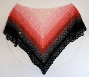 Chusta Klaziena wykonana na szydełku.