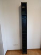 Czarny regał na CD Ikea