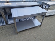 STÓŁ GASTRONOMICZNY CENTRALNY Z PÓŁKĄ 120/60/85